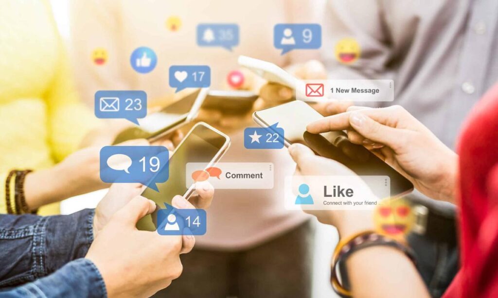 How Much Does It Cost to Develop an App like Instagram? - Innovins