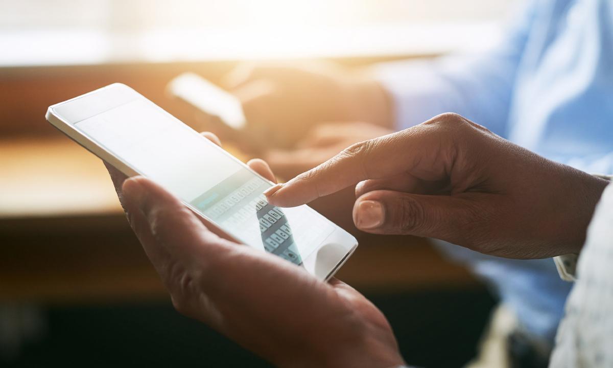 The History and Evolution of Mobile Apps - Innovins