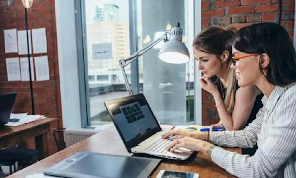 TOP 5 TIPS TO INCREASE HOLIDAY CONVERSIONS